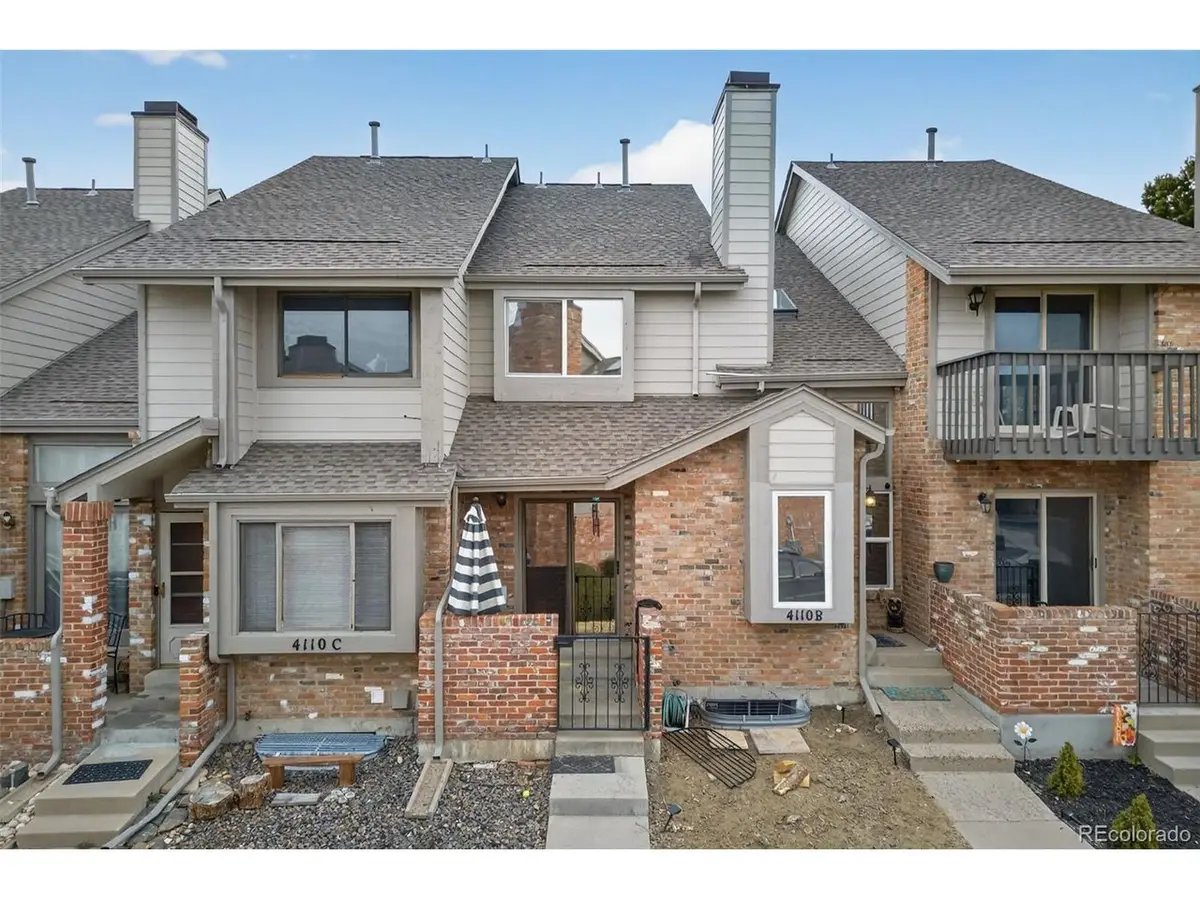 4110 S Evanston Cir #B, Aurora, CO 80014 - #1