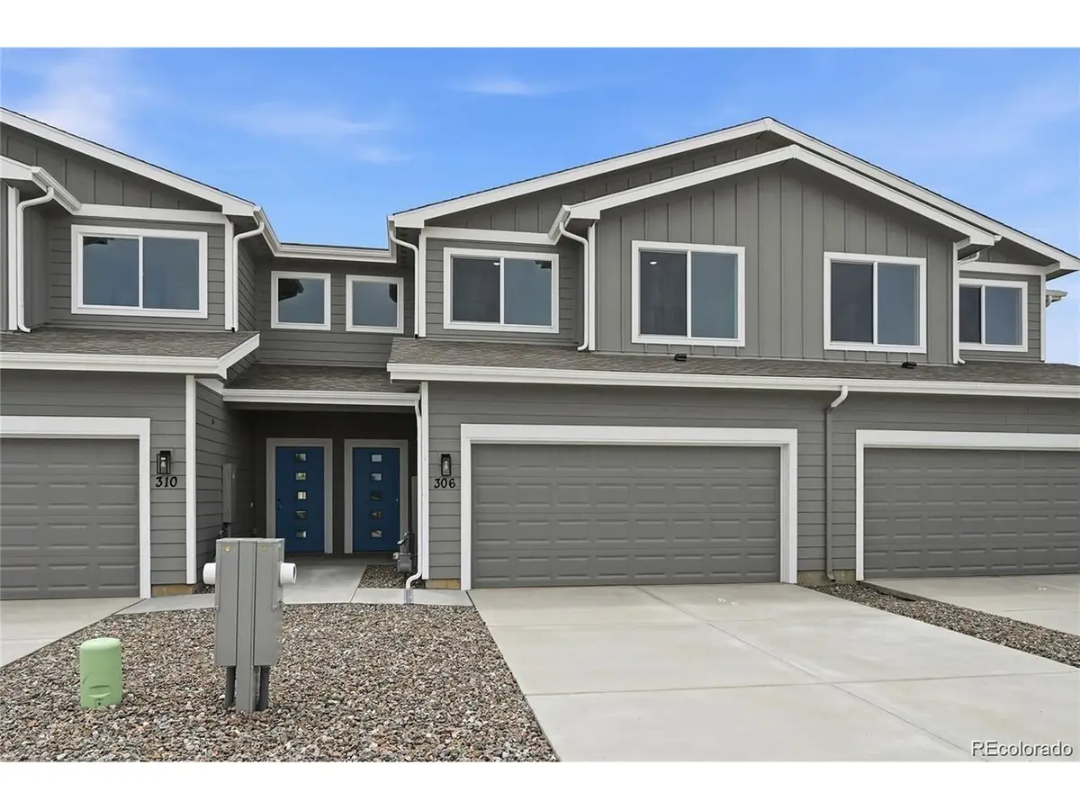 310 Bennett Ave, Bennett, CO 80102 - #1