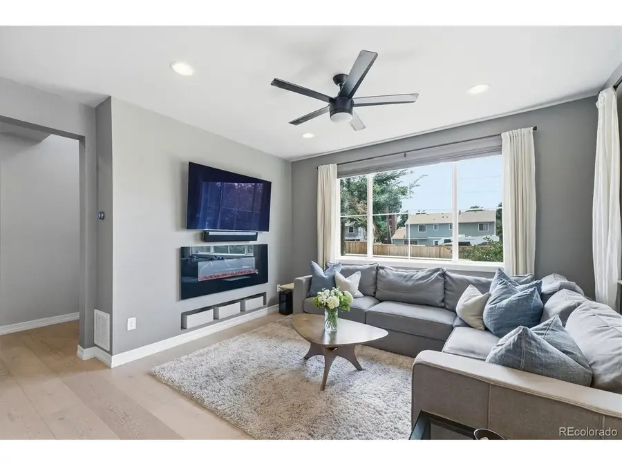 7486 S Logan St, Littleton, CO 80122 - #2