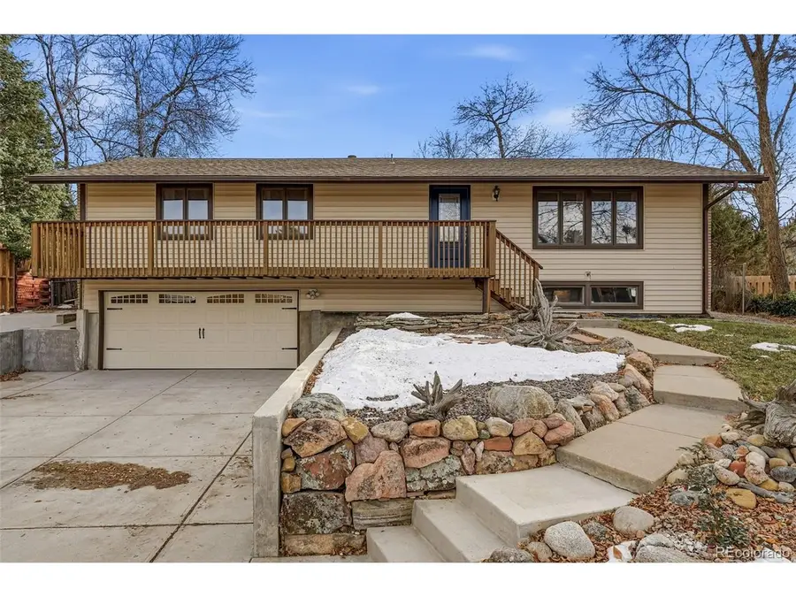 7240 Glacier View Rd, Longmont, CO 80503 - Image #2