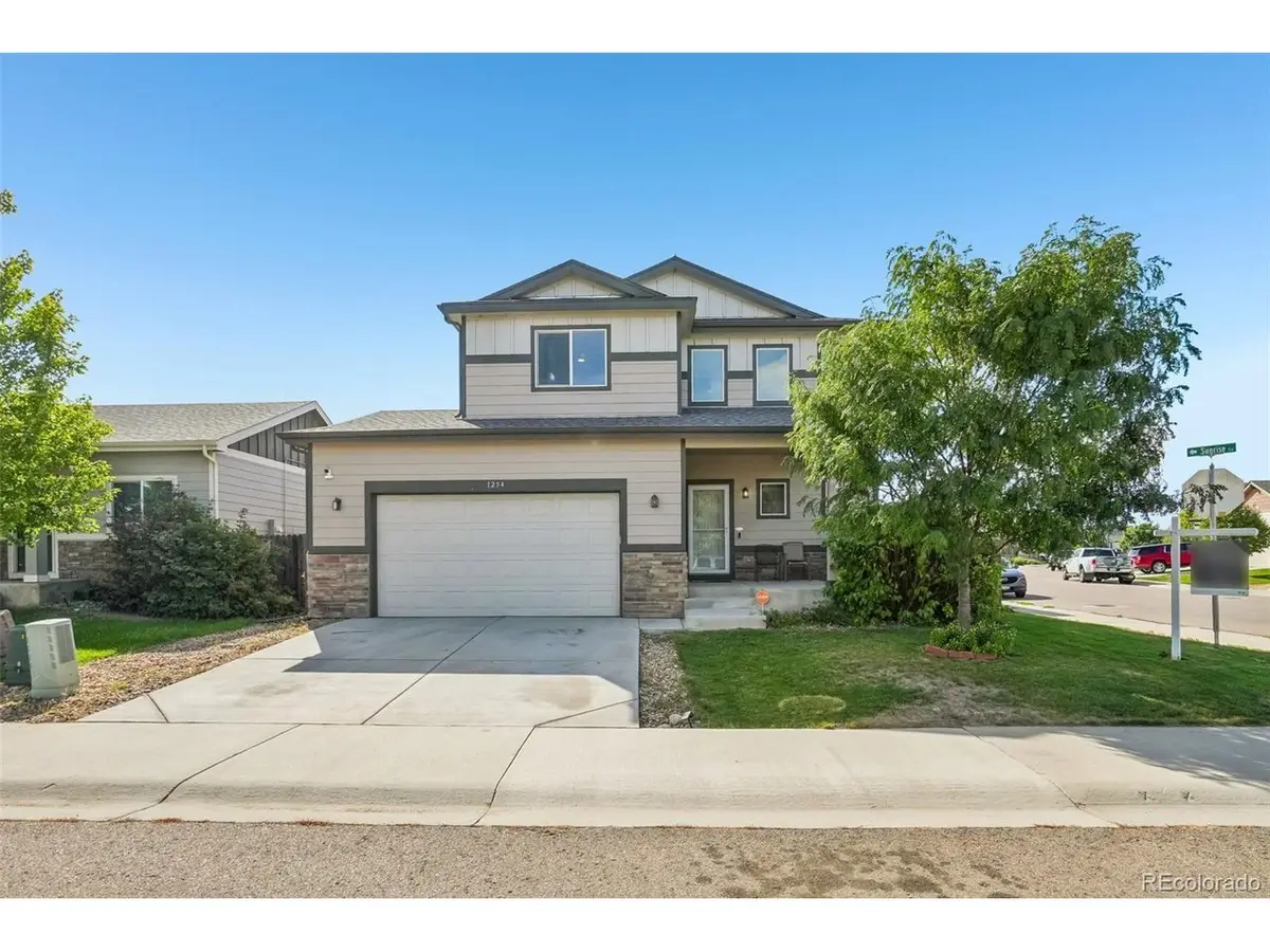 1254 Sunrise Cir, Milliken, CO 80543 - #1