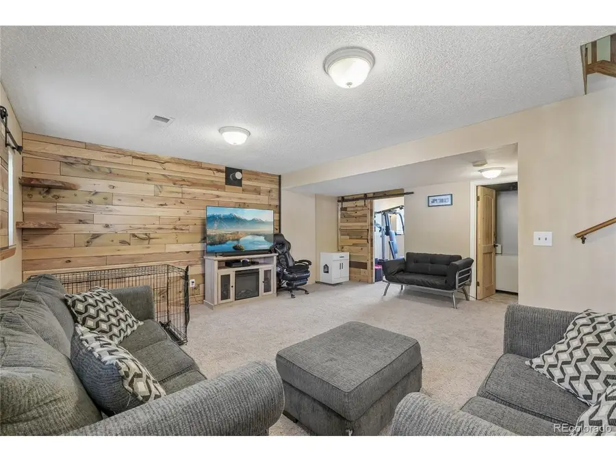 208 Madison Dr, Bennett, CO 80102 - #2