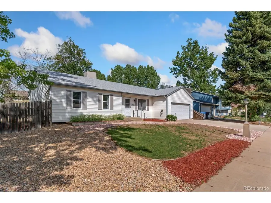 2205 Lincoln St, Longmont, CO 80501 - #2