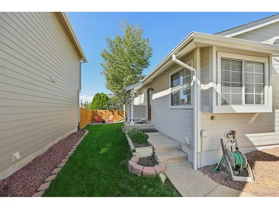9497 Devon Ct, Highlands Ranch, CO 80126 - #2