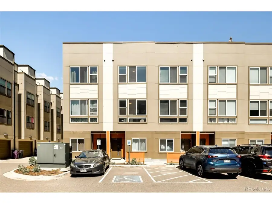 365 22nd St #2, Denver, CO 80205 - #2