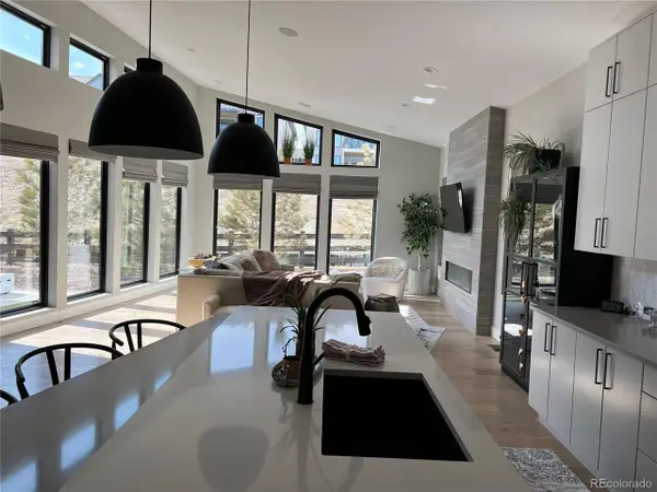 7125 Skygazer St, Castle Pines, CO 80108