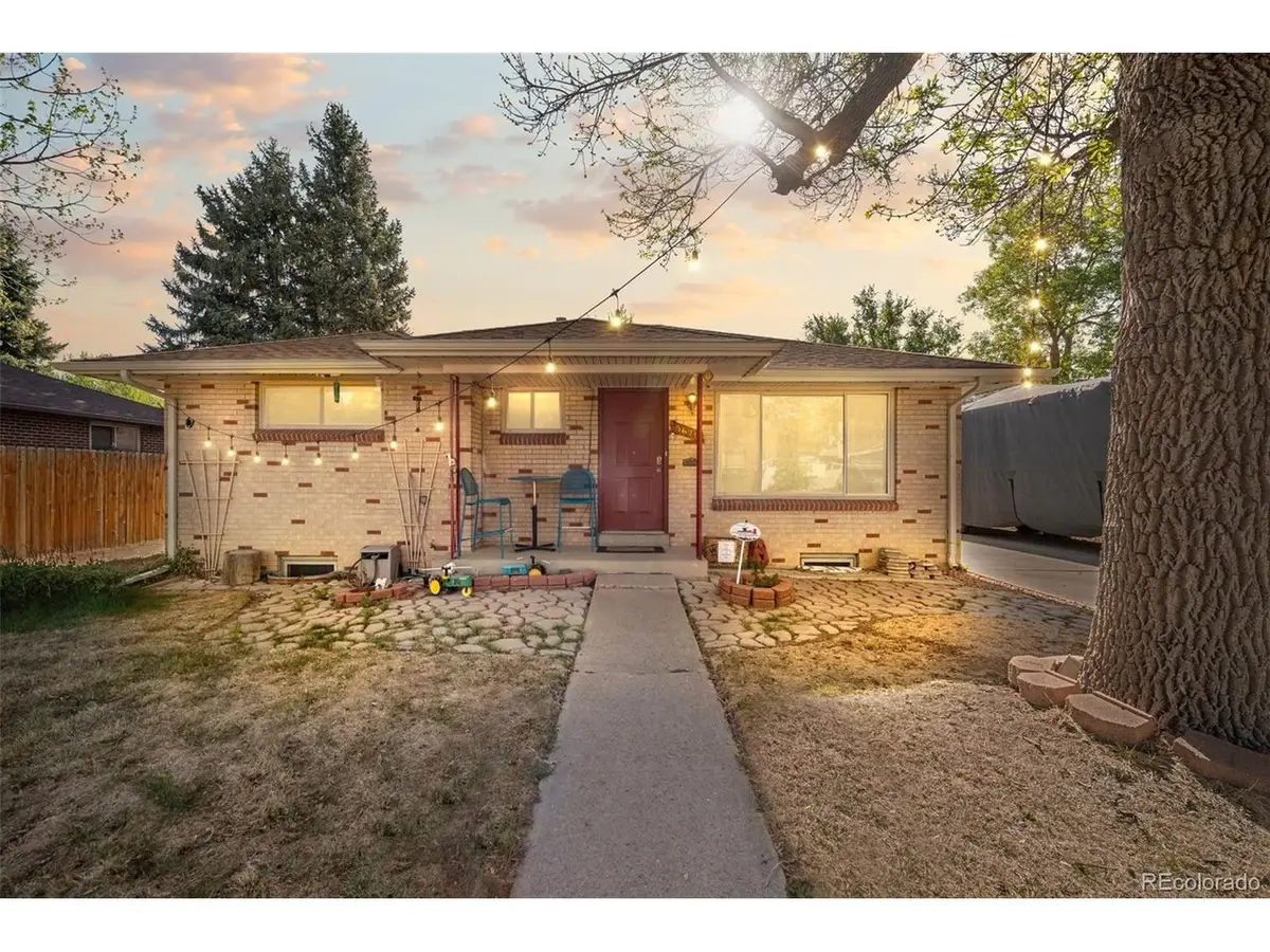 5620 Cody St, Arvada, CO 80002 - #1