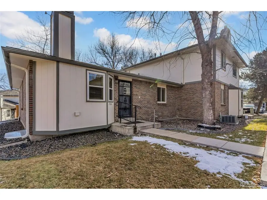 1720 S Ammons St #A, Lakewood, CO 80232 - #2