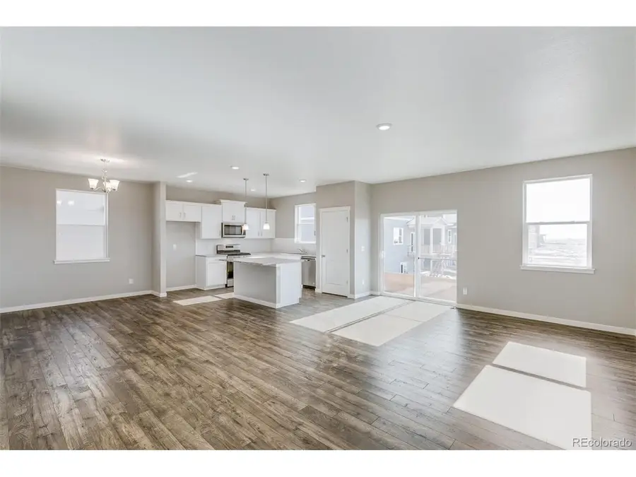 1557 Pinnacle Ave, Lochbuie, CO 80603 - Image #2