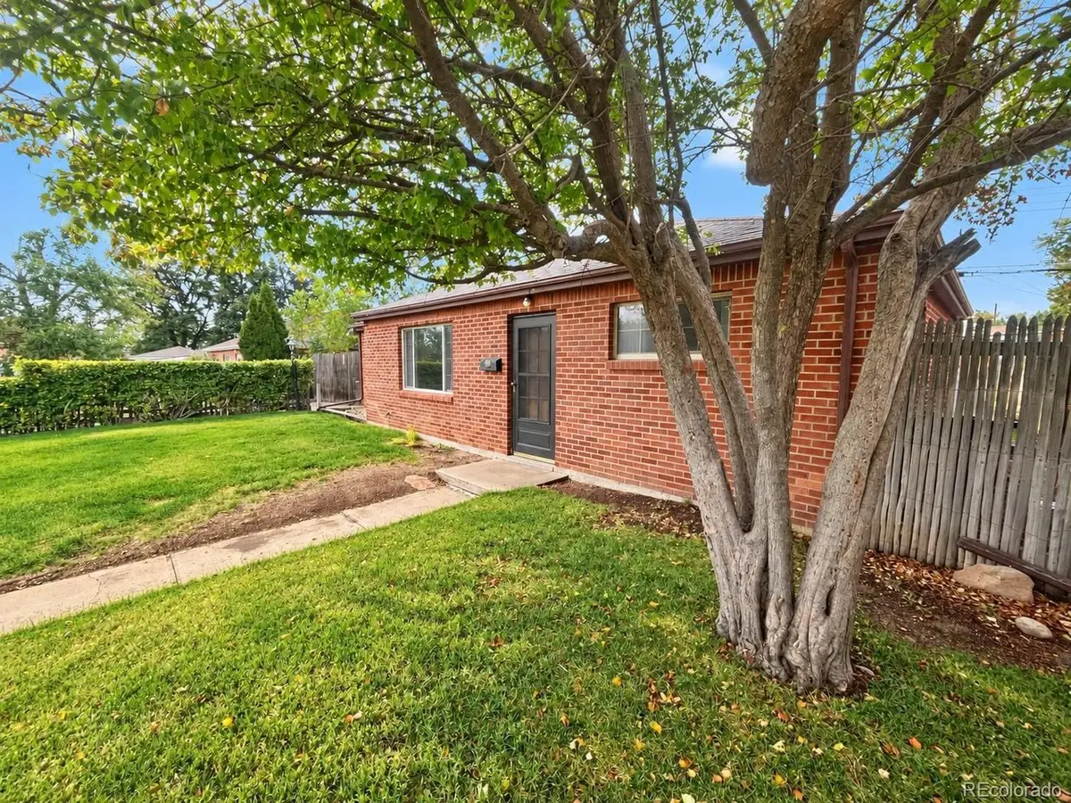 9211 Lillian Ln, Thornton, CO 80229 - #1