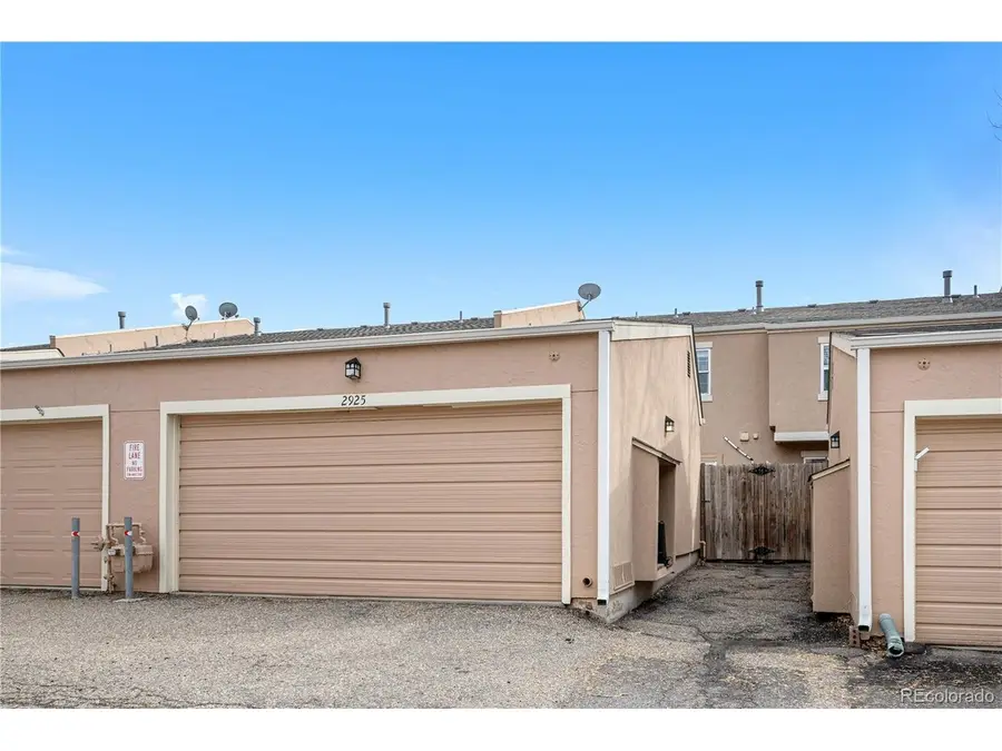 2925 S Vaughn Way, Aurora, CO 80014 - #3