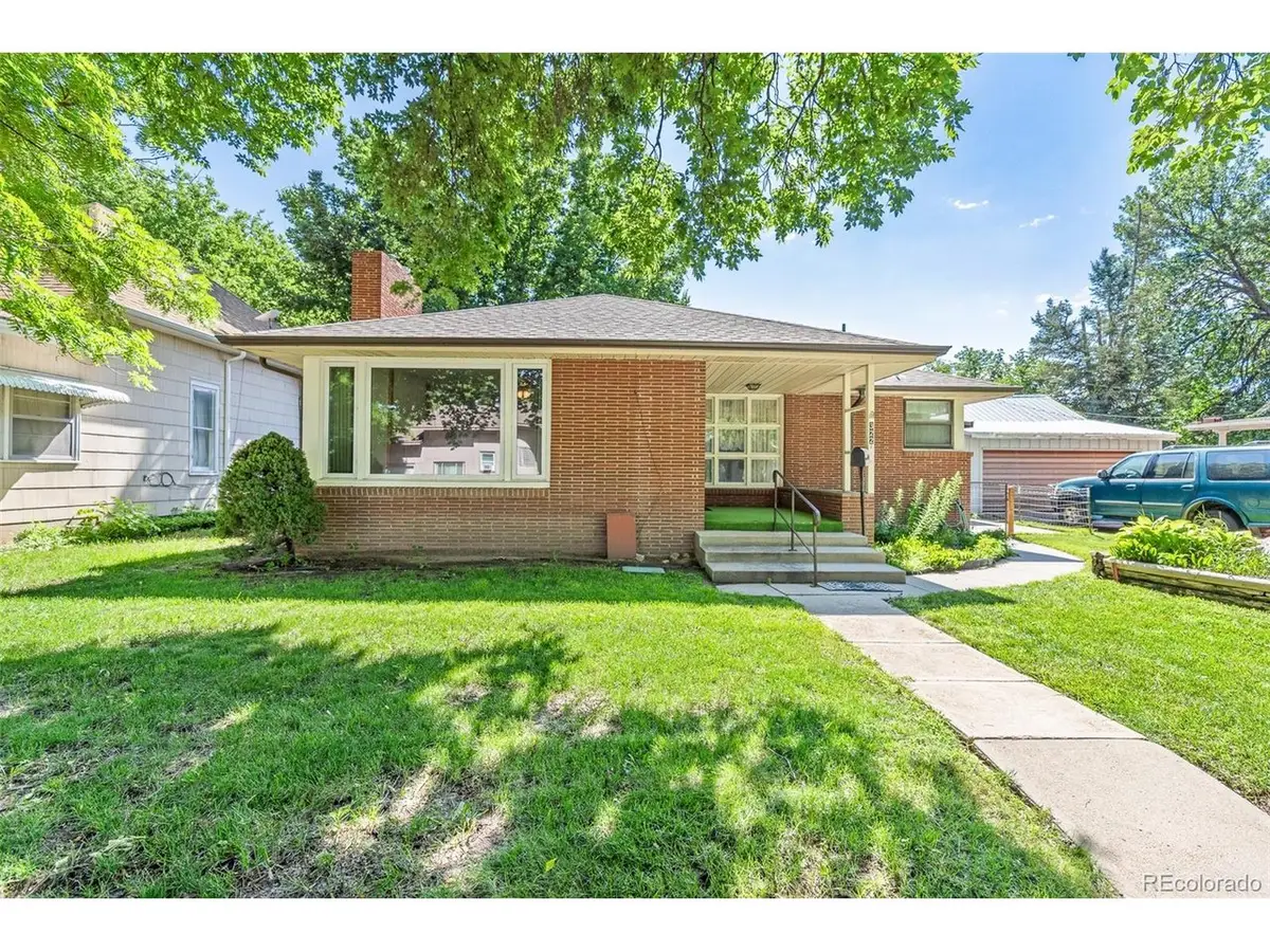 322 Emerson St, Wray, CO 80758 - #1
