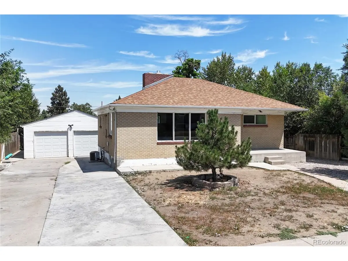 2221 W 55th Ave, Denver, CO 80221 - #1