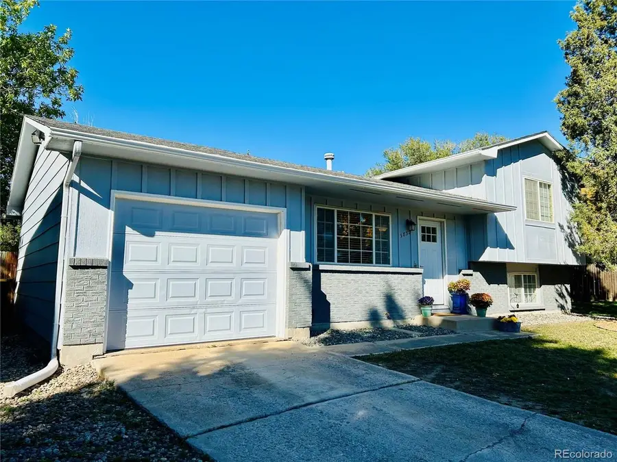 3832 Vaquero S Cir, Colorado Springs, CO 80918 - #2