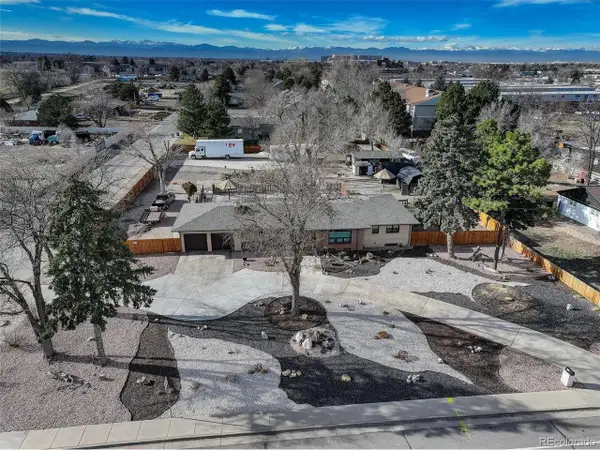 1313 Laredo St, Aurora, CO 80011