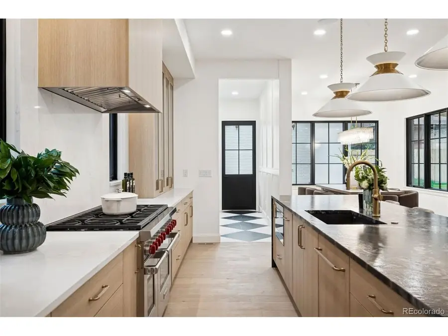 1208 S Vine St, Denver, CO 80210 - #2