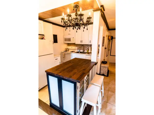 1270 N Marion St #105, Denver, CO 80218