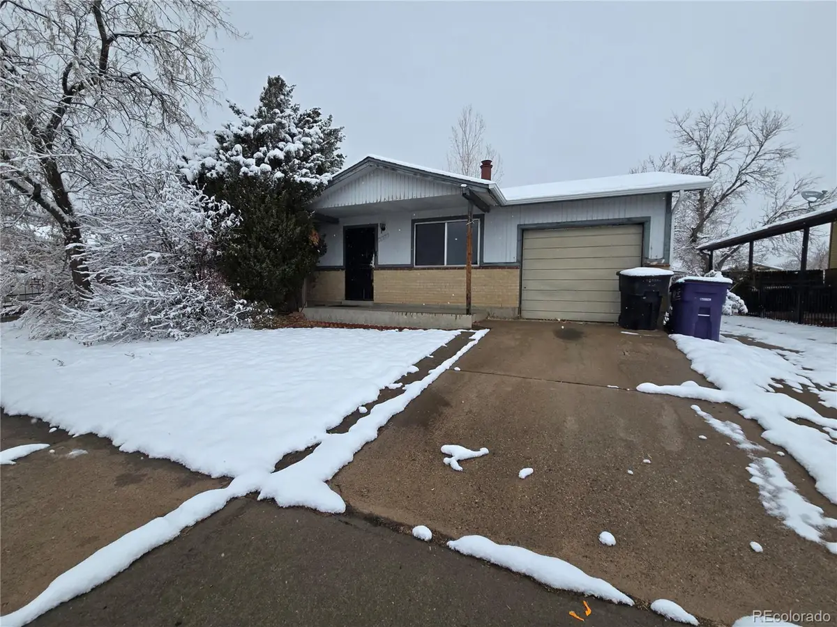 15071 E 53rd Ave, Denver, CO 80239 - Image #1