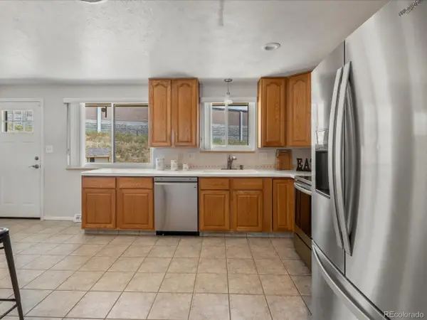 7162 Quay St, Arvada, CO 80003