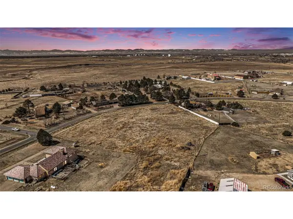 978 S Buchanan St, Aurora, CO 80018