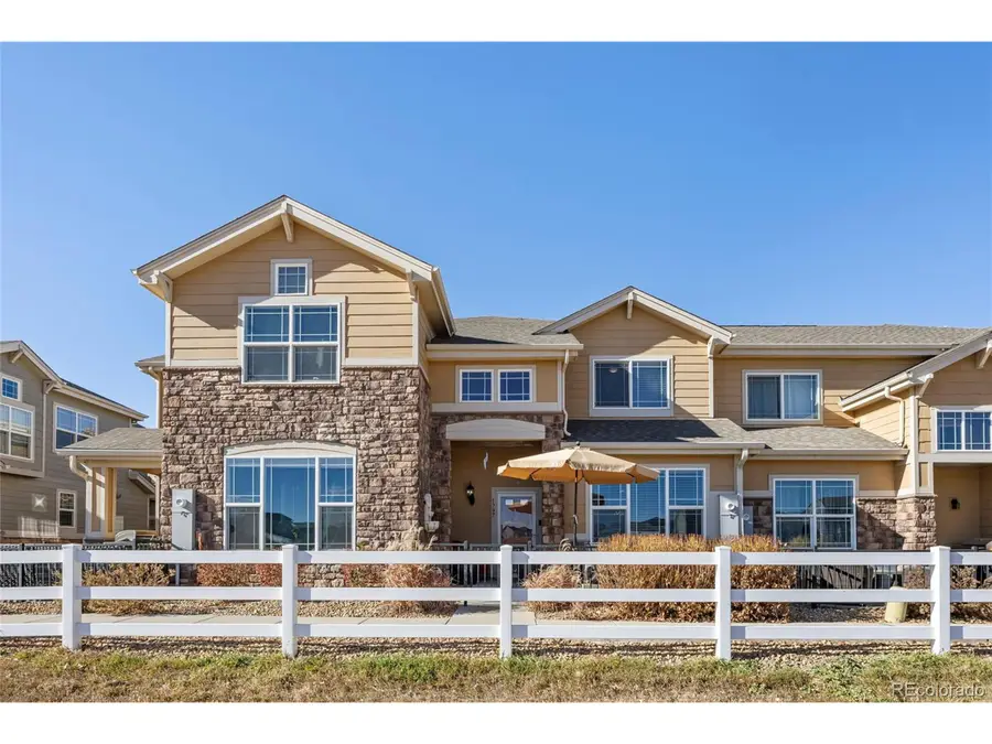 1797 S Buchanan Cir, Aurora, CO 80018 - Image #2