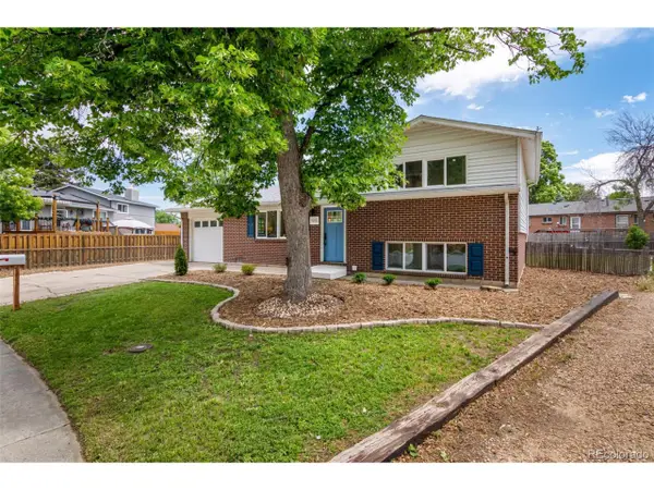 1011 Yeager Dr, Longmont, CO 80501