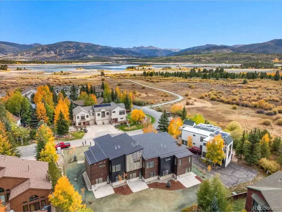 909 Lakepoint Cir #B, Frisco, CO 80424 - Image #2