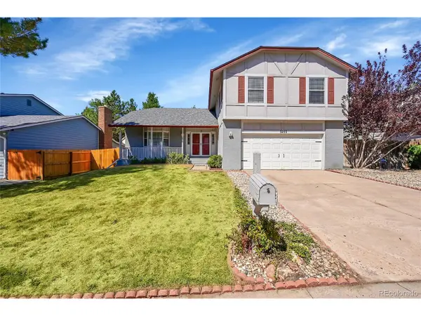 5255 S Waco St, Centennial, CO 80015