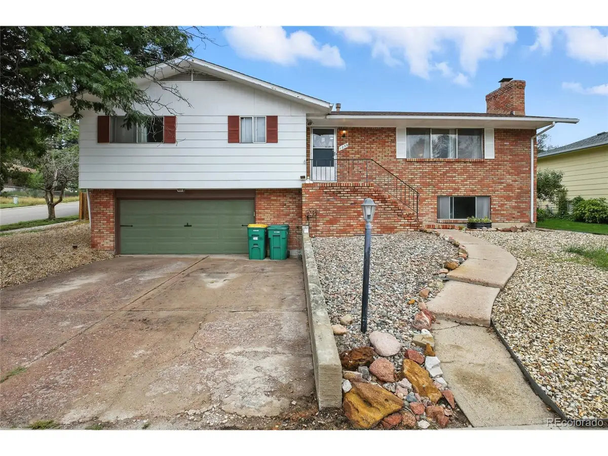 1239 Martin Dr, Colorado Springs, CO 80915 - #1