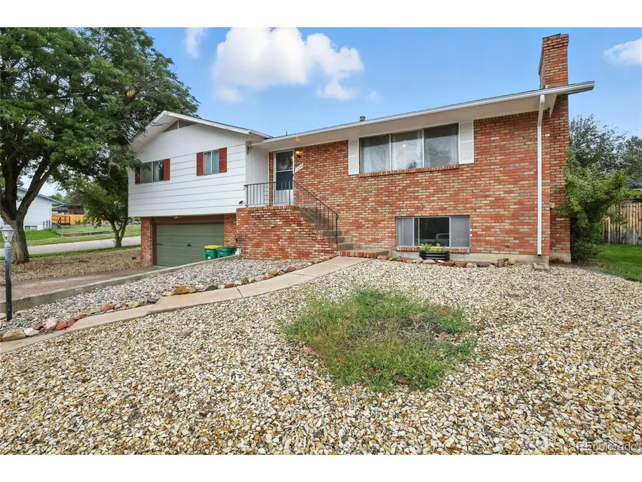 1239 Martin Dr, Colorado Springs, CO 80915 - #2