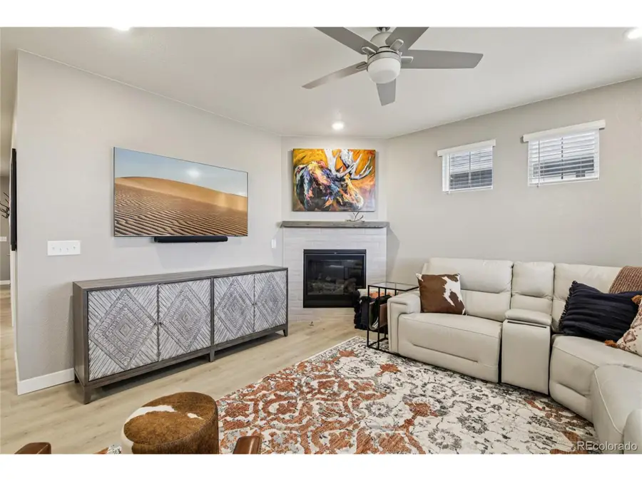 8887 Falcon St, Longmont, CO 80504 - Image #3