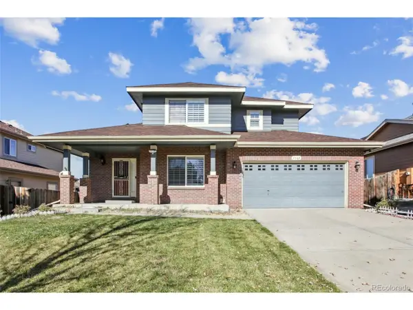 2569 S Flanders Ct, Aurora, CO 80013