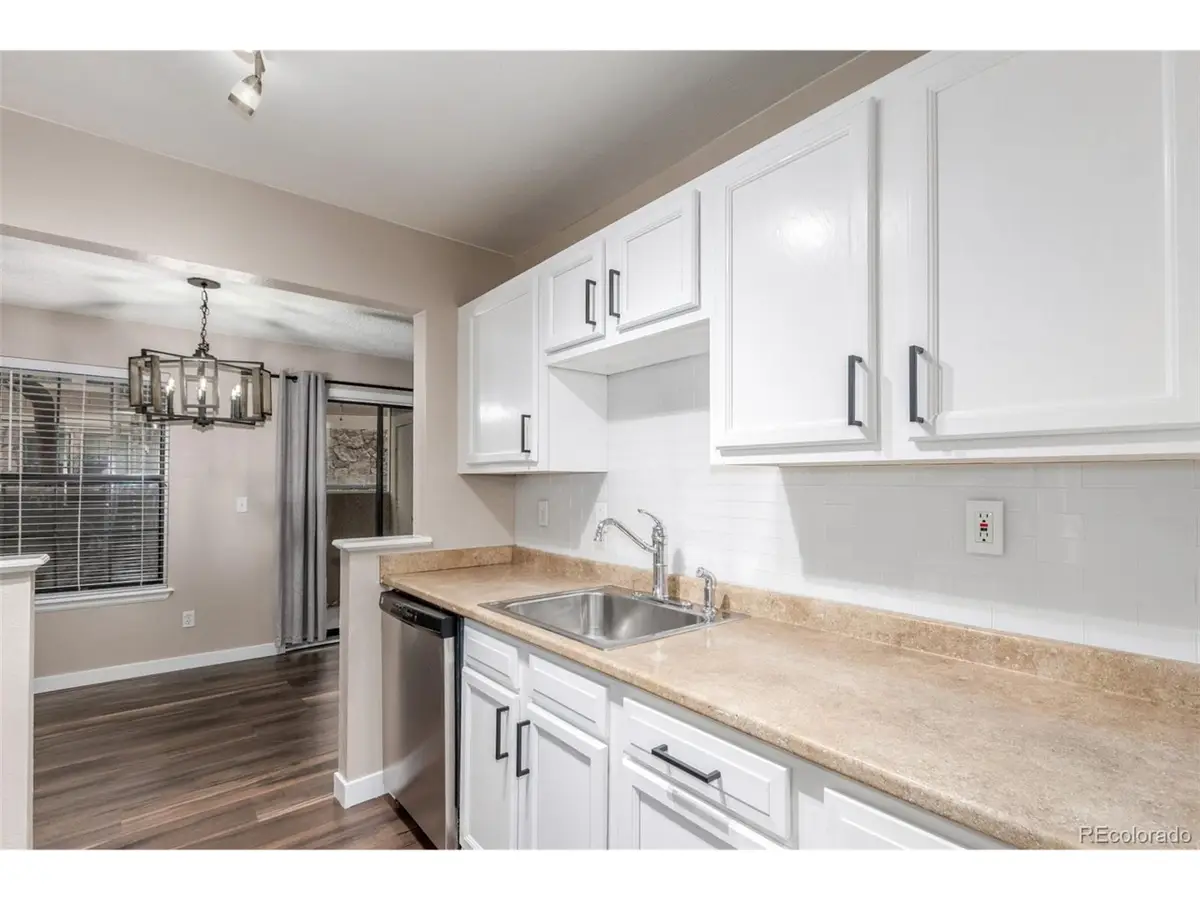 10910 W Florida Ave #502, Lakewood, CO 80232 - Image #1