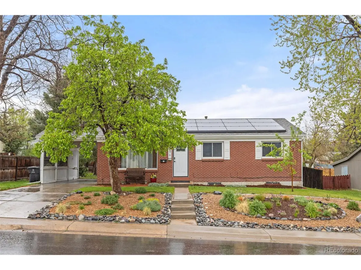 3379 W Wagon Trail Dr, Englewood, CO 80110 - Image #1