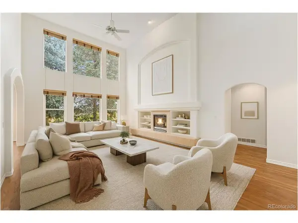 14890 E Maplewood Dr, Centennial, CO 80016