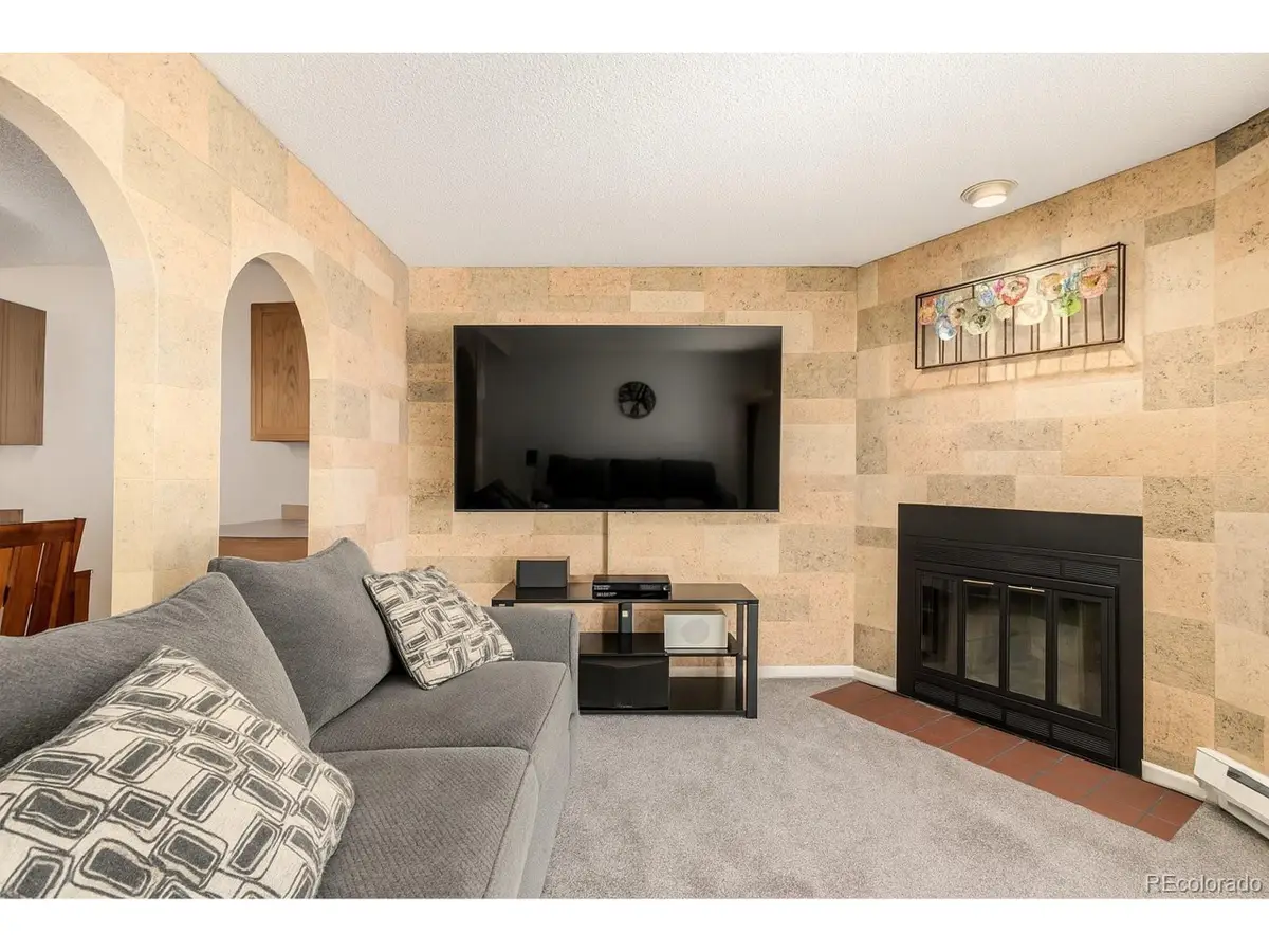 902 S Yukon St, Lakewood, CO 80226 - Image #1