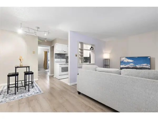 5770 E Warren Ave #213, Denver, CO 80222