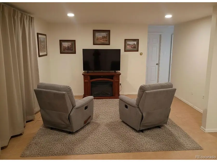 1525 S Holly St #101, Denver, CO 80222 - Image #3