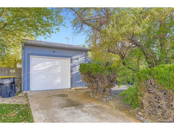 19106 E Milan Cir, Aurora, CO 80013