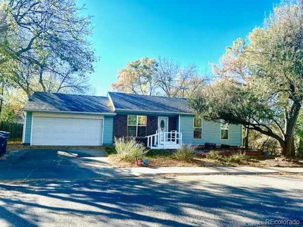 1009 Acadia Ave, Lafayette, CO 80026