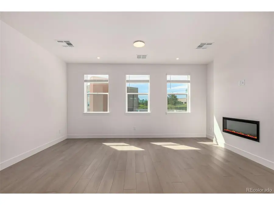 73 Ascent Trl, Englewood, CO 80112 - Image #2