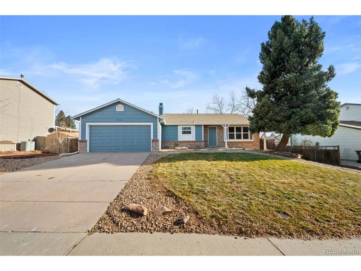 4382 S Bahama Way, Aurora, CO 80015 - Image #1
