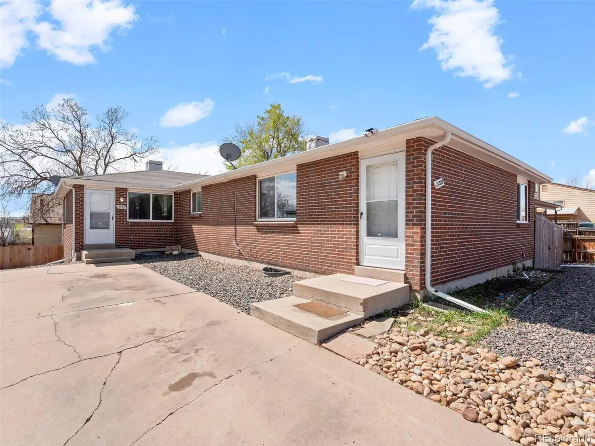 2220 W Harvard Ave, Englewood, CO 80110 - Image #1