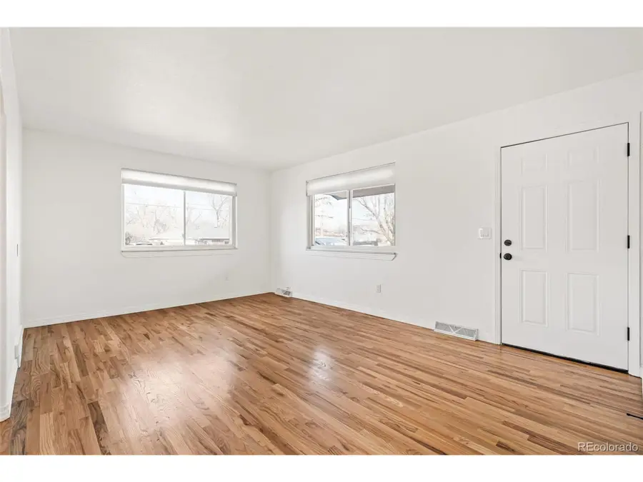 960 Newton St #A, Denver, CO 80204 - Image #3