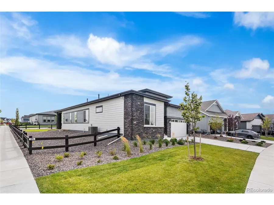 8871 S Quemoy St, Aurora, CO 80016 - Image #2