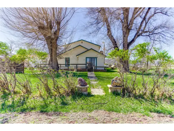 137 Cucharas St, La Veta, CO 81055