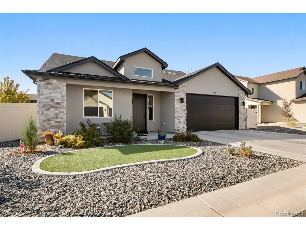 559 Hobbs Ct, Fruita, CO 81521 - Image #1
