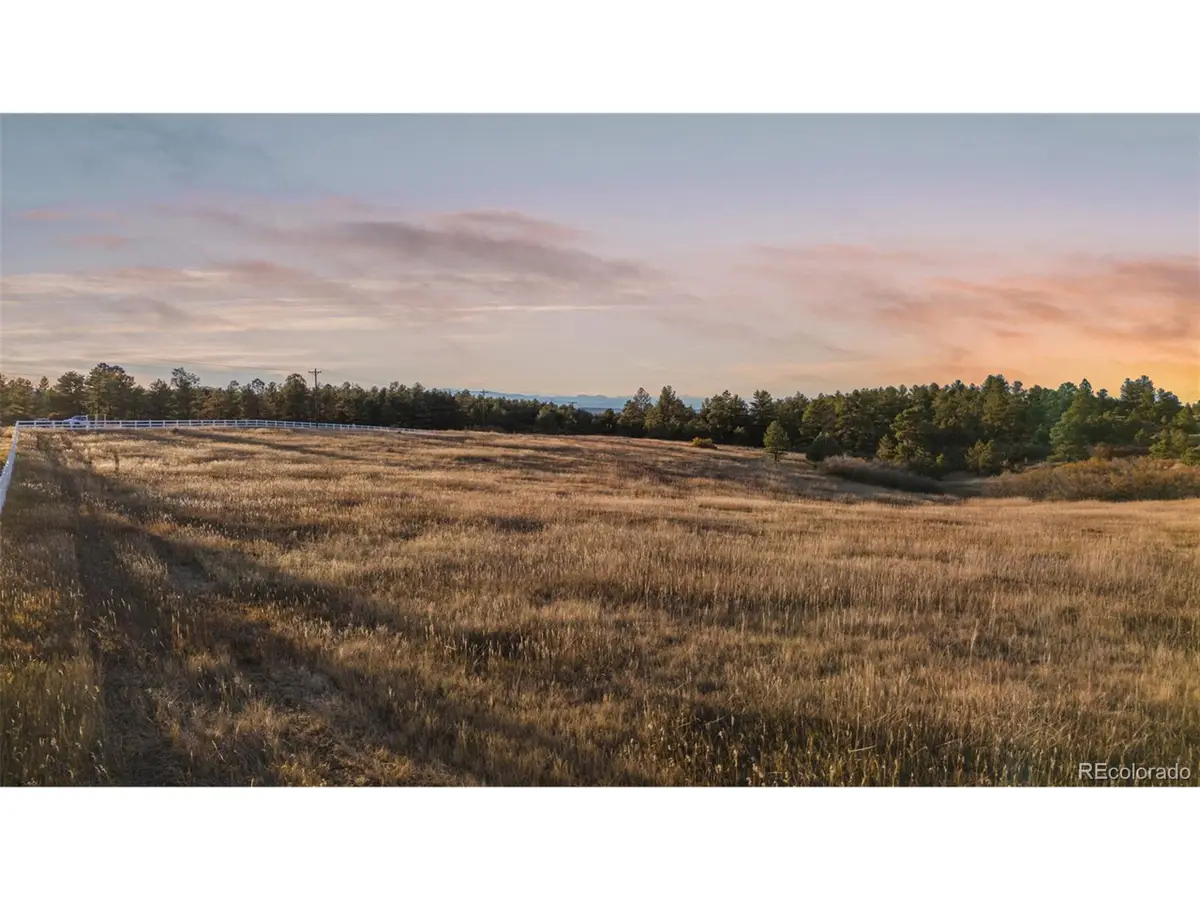 11008 Sunset Oaks Pl, Franktown, CO 80116 - Image #1