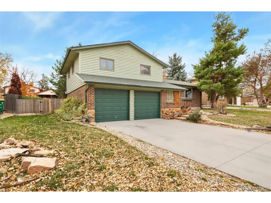 8998 W Radcliffe Dr, Littleton, CO 80123 - Image #2