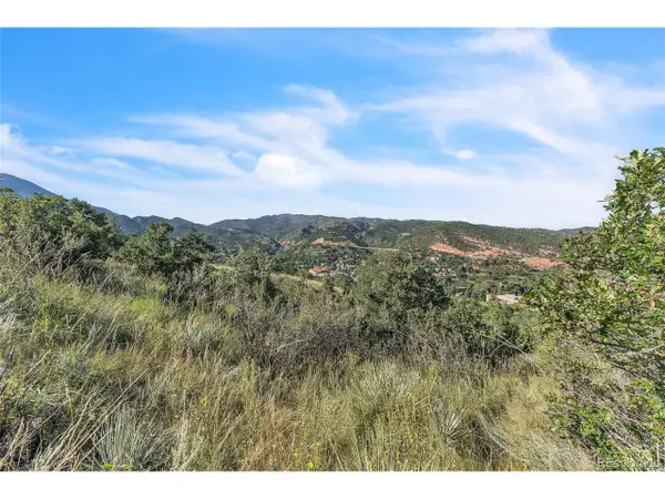 Charcas Rd, Manitou Springs, CO 80829